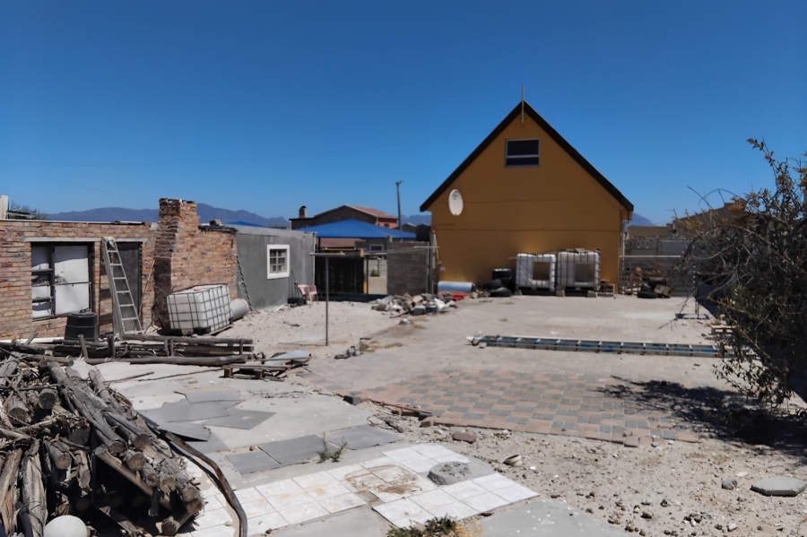 5 Bedroom Property for Sale in Strandfontein Western Cape